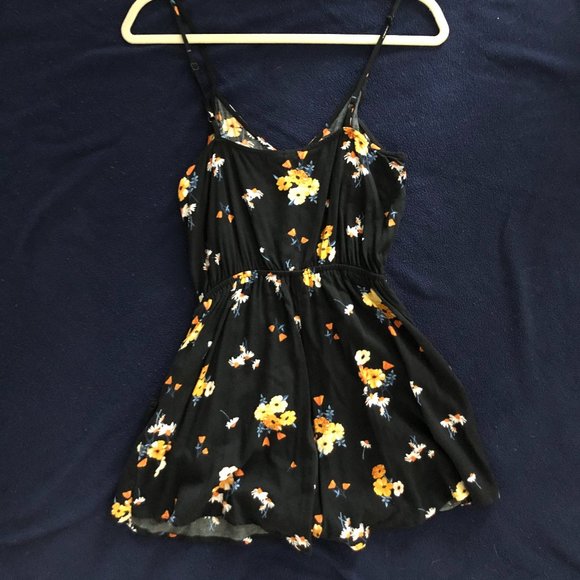 Romper - Picture 2 of 2